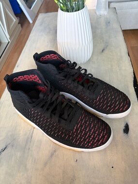 Jordan FlyKnit Elevation 23 size 11.5